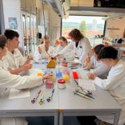Dem Krebsgen auf der Spur: Biologie-Leistungskurs forscht in der Experimenta Heilbronn